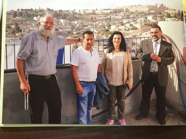 עם ח"כ קורן נורית בכפר השילוח