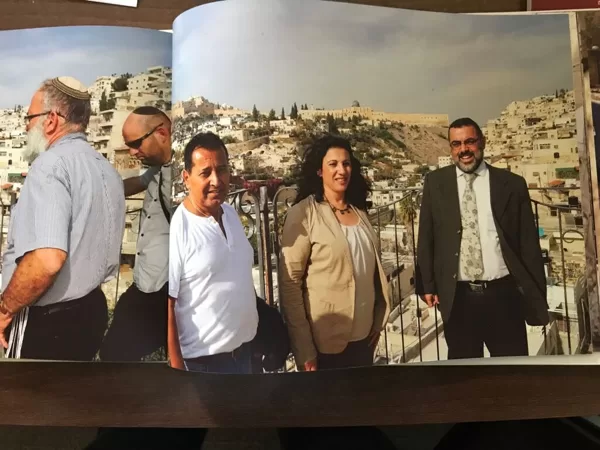 עם ח"כ קורן נורית בכפר השילוח